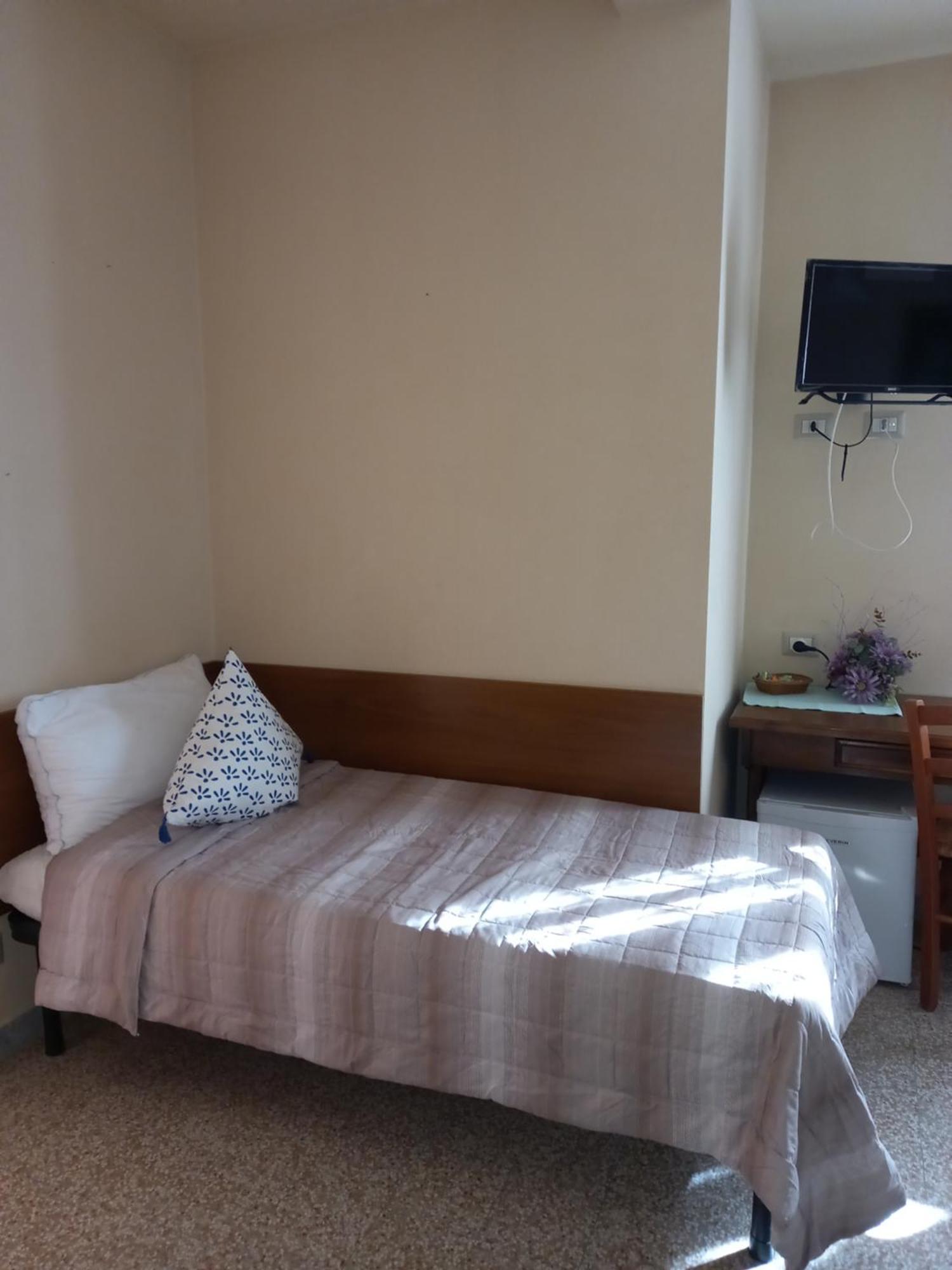 Bnb Villa Melany Vicino Centro Lucca Phòng bức ảnh